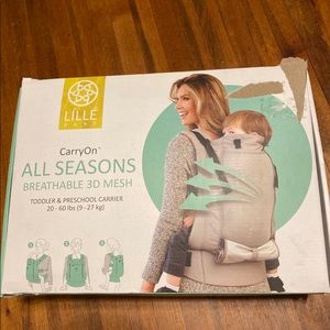 Lillebaby carrier
